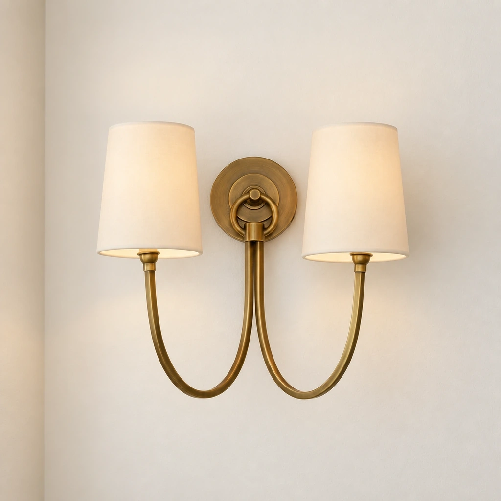 Hollis · Plain · Brass