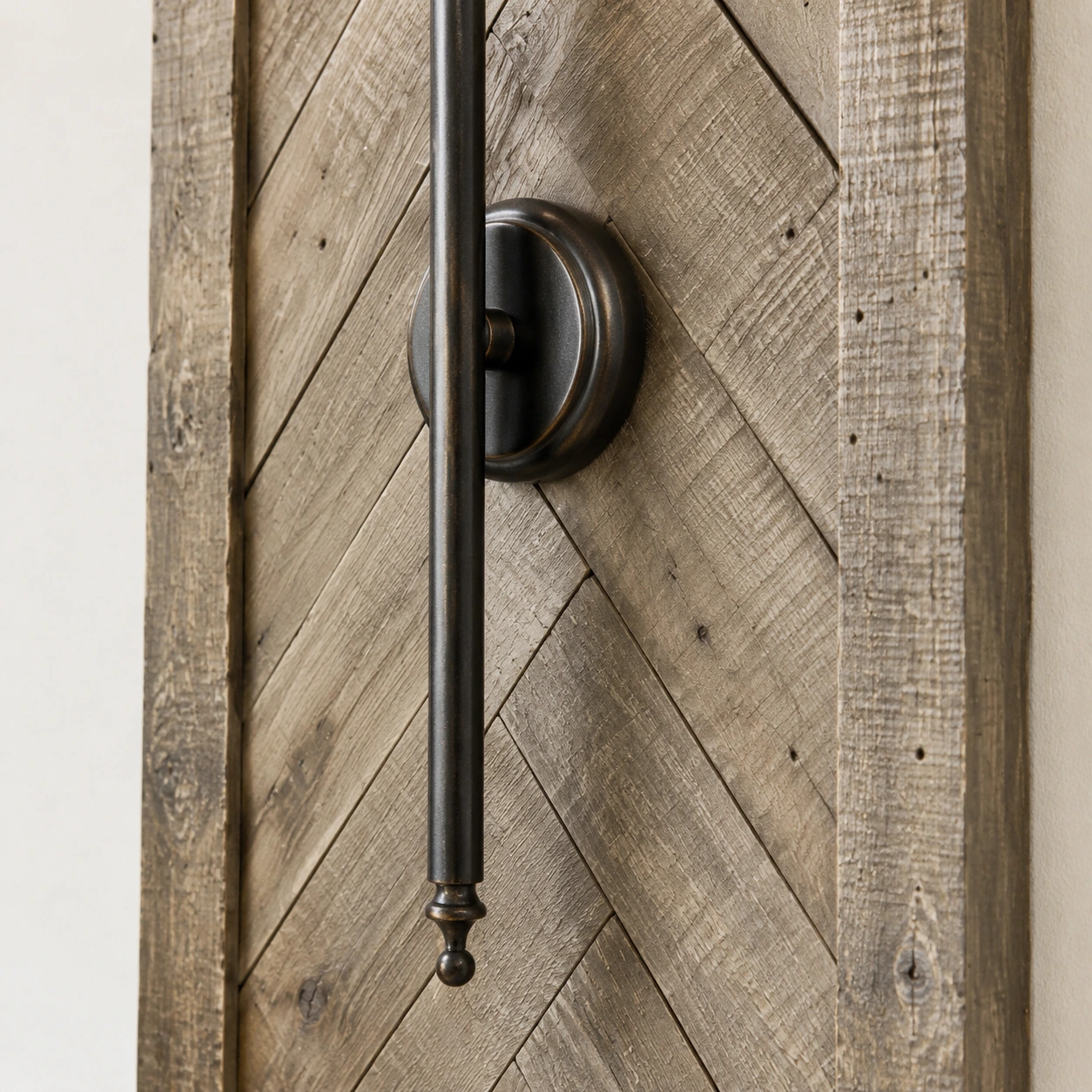 Mara Vintage Chevron Wood Wall Sconce — 09 detail rod