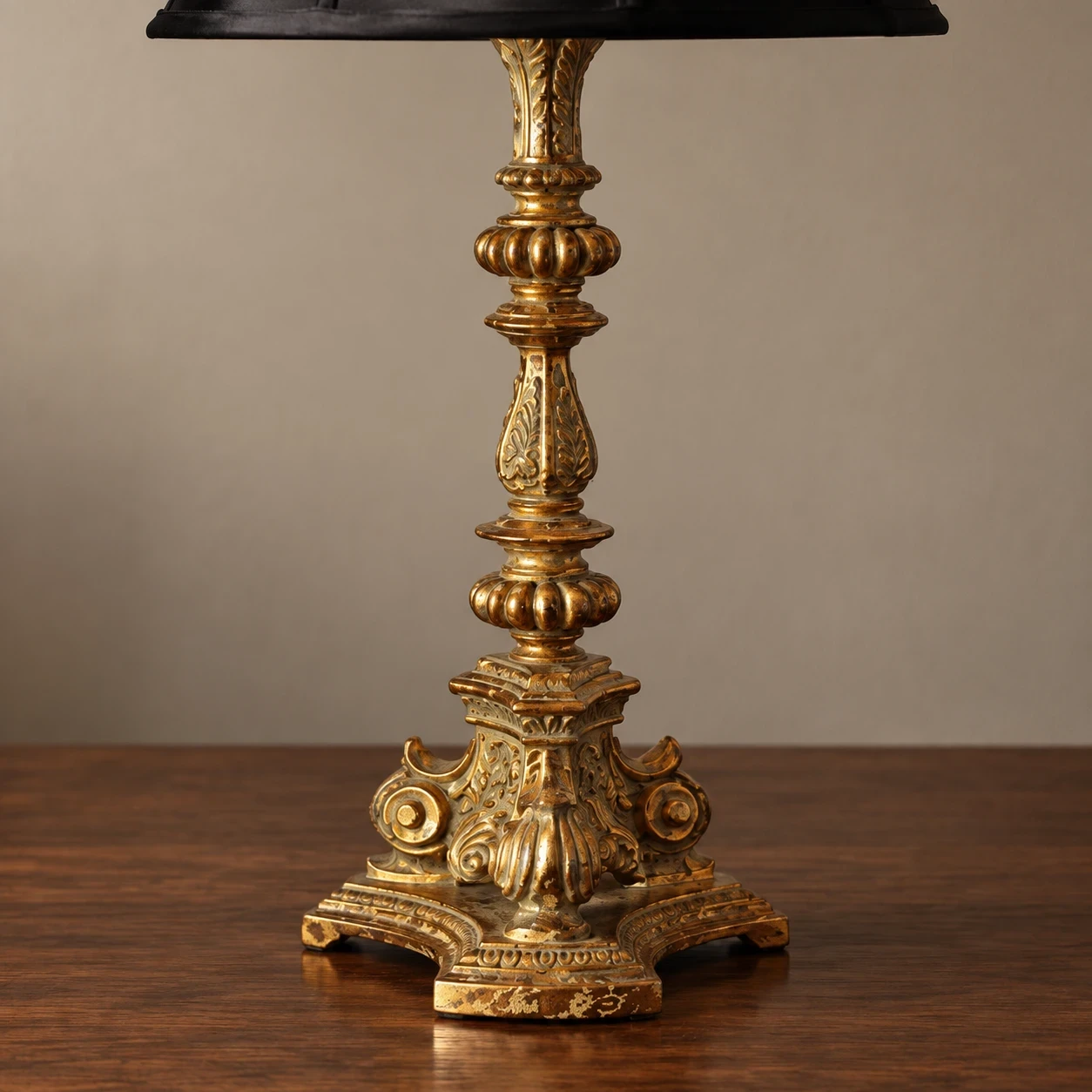 Black Shade table lamp shared with body html image