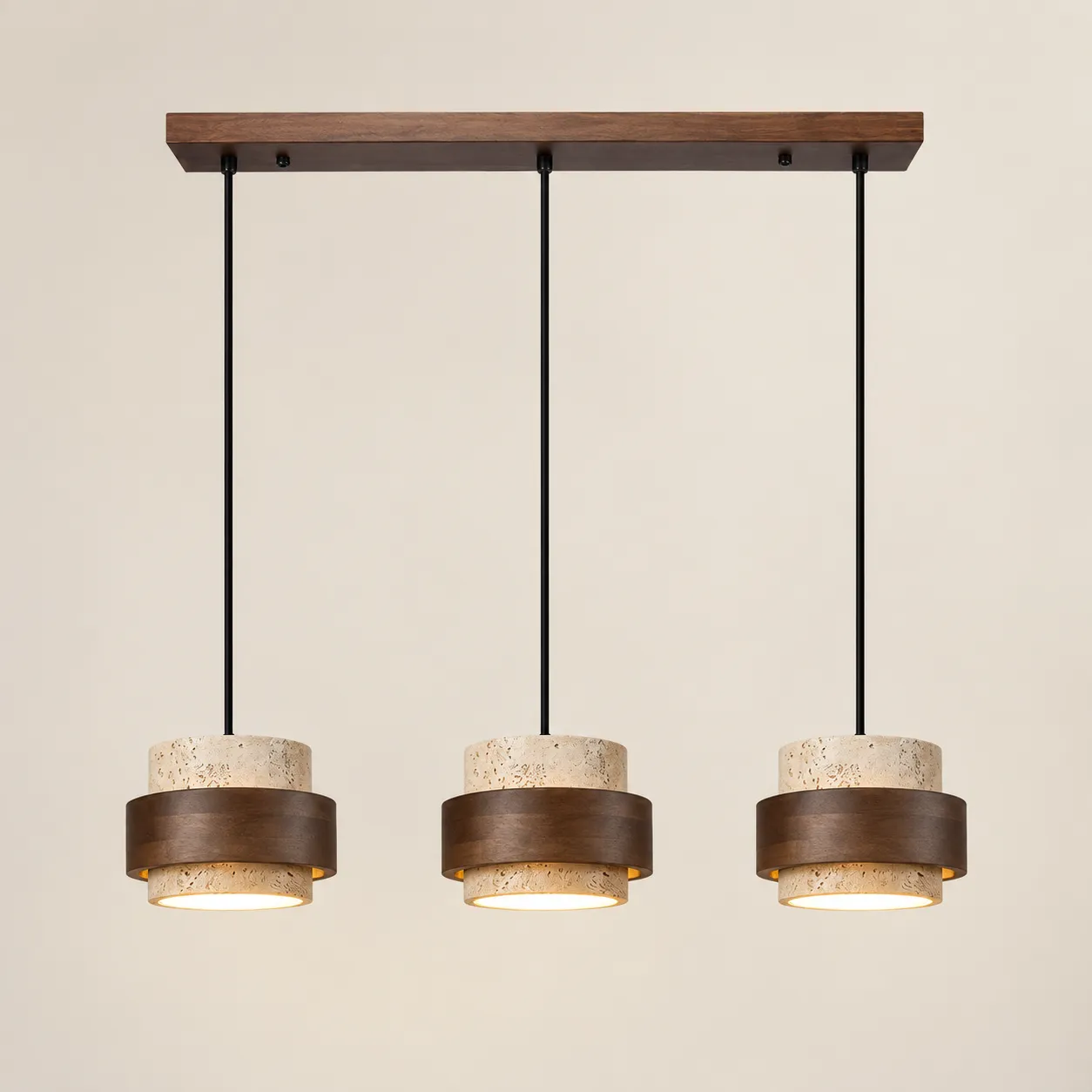 Luminária pendente cilíndrica de travertino bege 3 cabeças