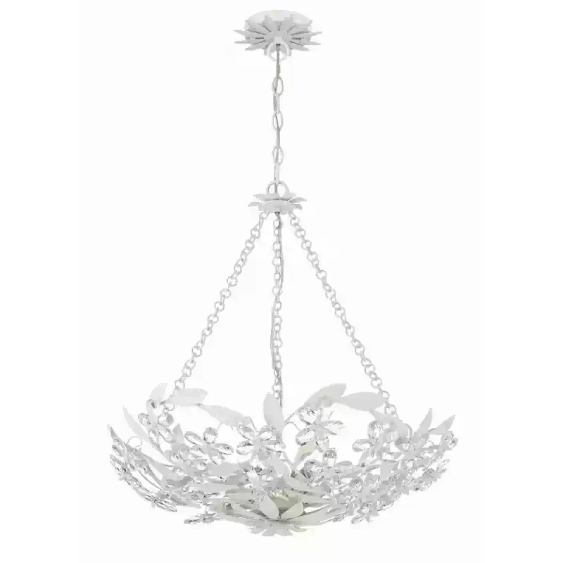 Suspension en forme de fleur de cristal dans une salle à manger
