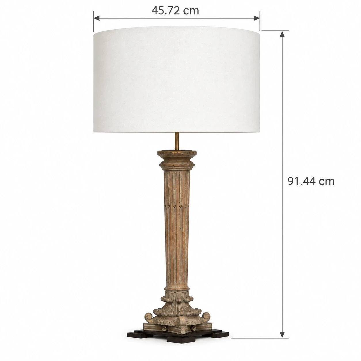 Dimensiones de la lámpara de mesa Aveline: 45,72 cm de diámetro máximo y 91,44 cm de altura total.
