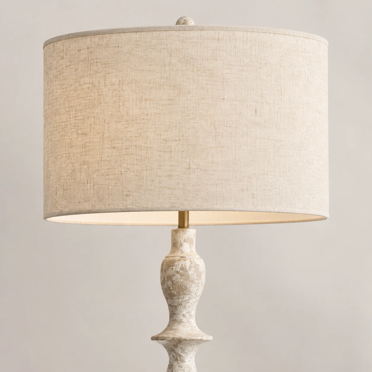 Abat-jour tambour en lin naturel, texture et diffusion douce