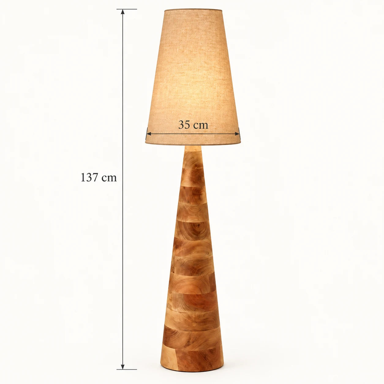 Dimensions du lampadaire Elodie : 137 cm de hauteur et 35 cm de diamètre
