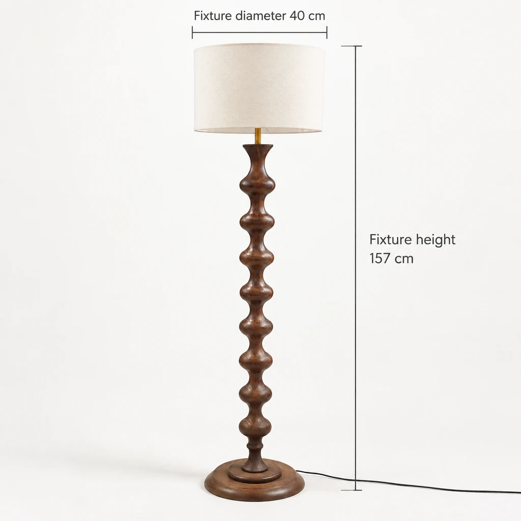 Dimensions du lampadaire Avery : 40 cm de diamètre x 157 cm de hauteur