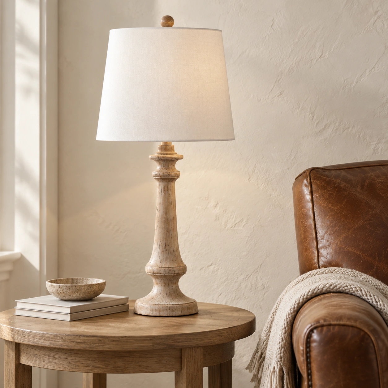 Lampe de table dans un coin lecture